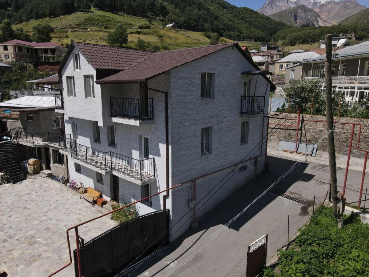 Kazbek View Hostel Kazbegi Exterior foto